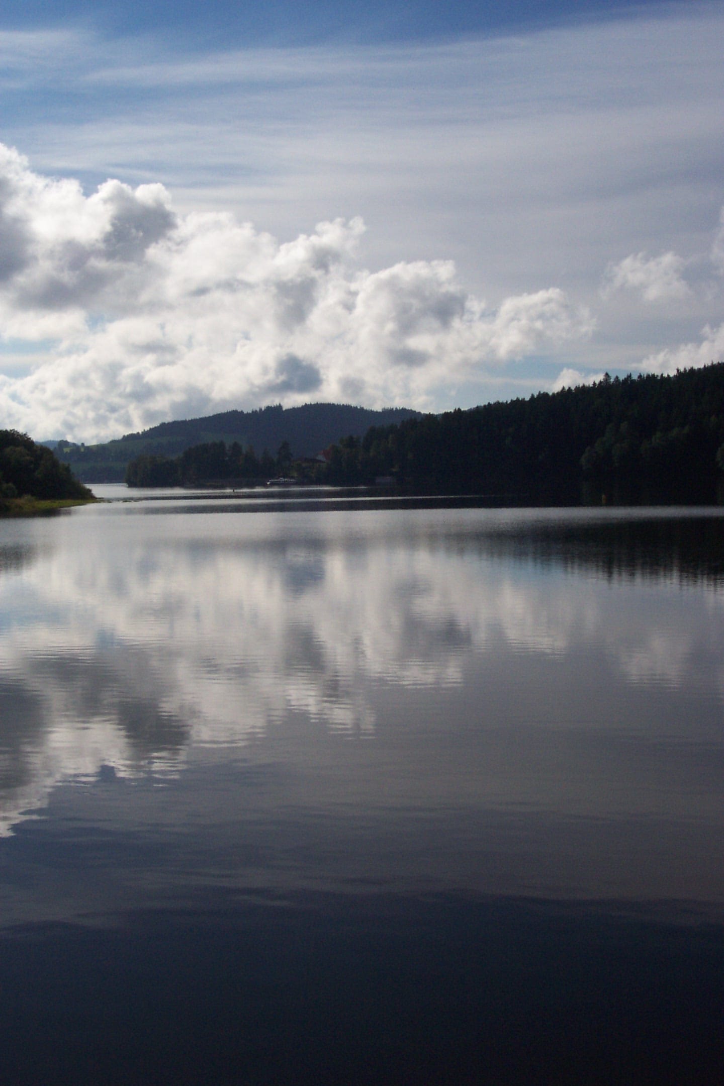 Lipno reservoir · September afternoon